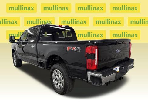 Certified 2024 Ford F250 Lariat w/ Lariat Ultimate Package AWD/4WD image 10
