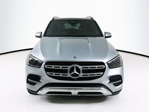 Used 2025 Mercedes-Benz GLE 350 4MATIC image 2