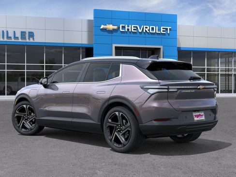 New 2026 Chevrolet Equinox EV LT w/ Convenience Package II AWD/4WD image 39