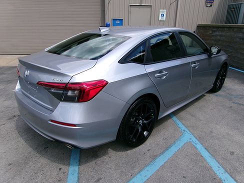 Used 2022 Honda Civic Sport image 5