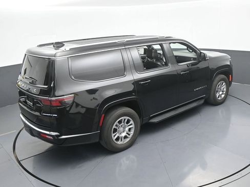 Used 2024 Jeep Wagoneer 2WD image 55