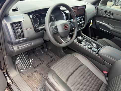 New 2026 Nissan Pathfinder Rock Creek image 14