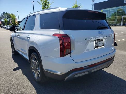Used 2024 Hyundai Palisade Limited AWD/4WD image 6