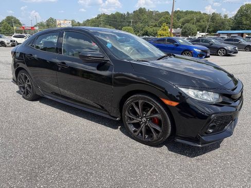 Used 2017 Honda Civic Sport image 5