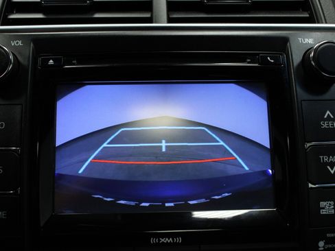 Used 2016 Toyota Camry XSE image 26