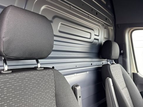 New 2025 Mercedes-Benz Sprinter 2500 image 18