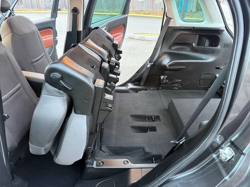 Used 2014 FIAT 500L Trekking FWD image 24