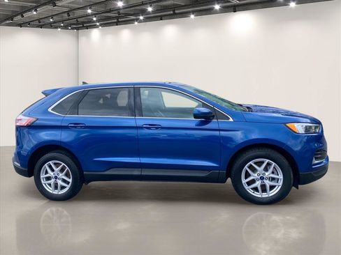 Used 2023 Ford Edge SEL AWD/4WD image 8