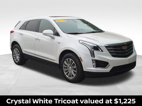 Used 2019 Cadillac XT5 Luxury FWD image 4