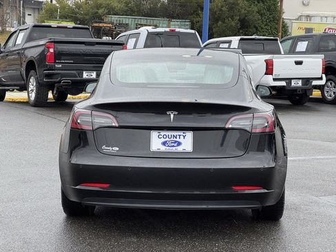 Used 2019 Tesla Model 3 Performance image 10