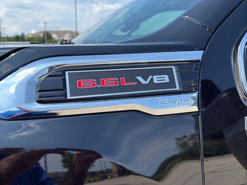 Used 2023 GMC Sierra 2500 Denali AWD/4WD image 9