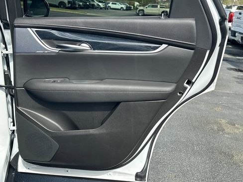 New 2026 Cadillac XT5 Premium Luxury image 16
