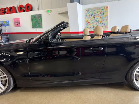 Used 2013 BMW 135i Convertible image 47