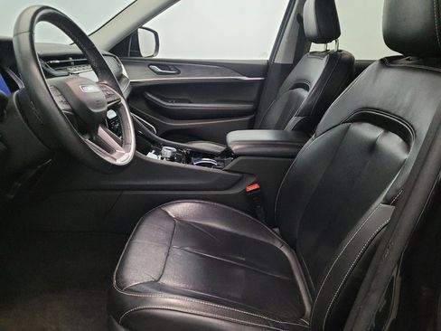 Used 2021 Jeep Grand Cherokee L Limited AWD/4WD image 17