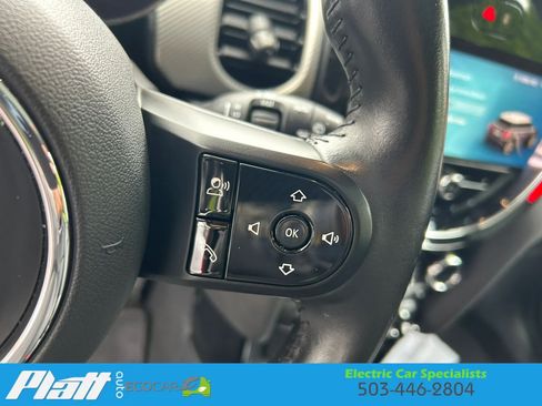 Used 2024 MINI Cooper SE FWD image 23