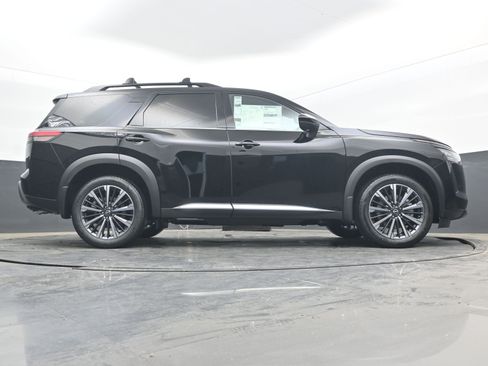 New 2026 Nissan Pathfinder Platinum AWD/4WD image 31