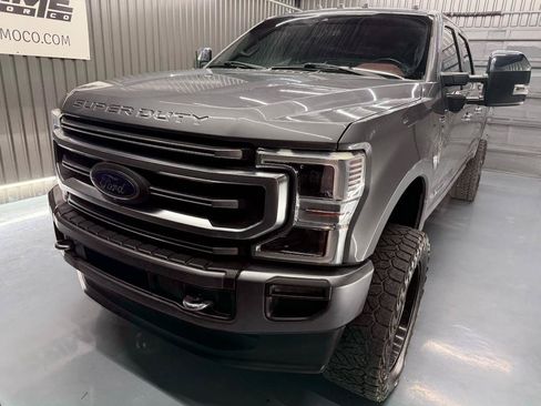 Used 2022 Ford F350 Platinum w/ FX4 Off-Road Package AWD/4WD image 9
