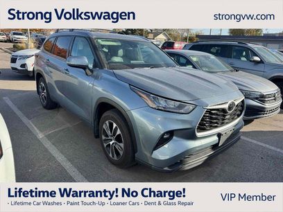Used 2020 Toyota Highlander XLE