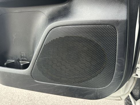 Used 2018 Toyota Tacoma SR5 image 27