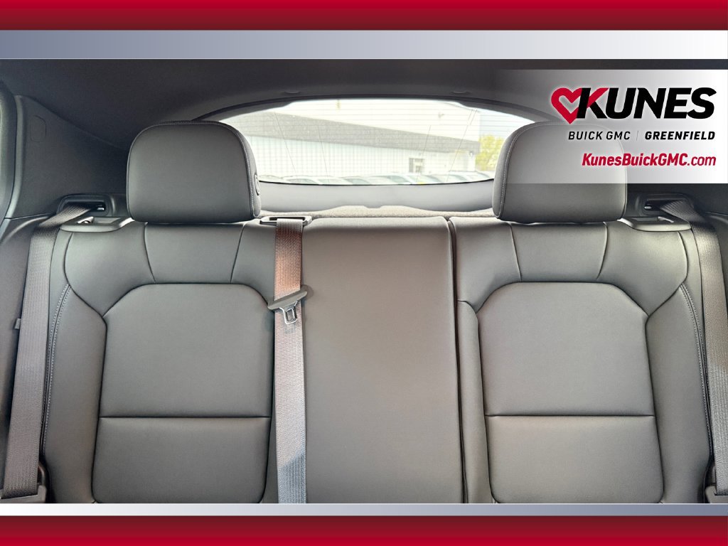 New 2026 Buick Envista Sport Touring w/ Convenience I Package FWD image 32