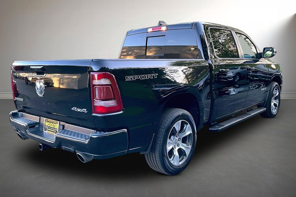 Used 2023 RAM 1500 Laramie AWD/4WD image 5