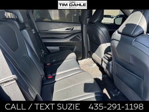 Certified 2023 INFINITI QX60 Luxe w/ Cargo Package AWD/4WD image 19