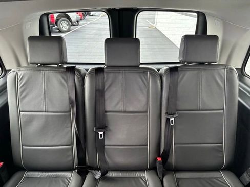 Used 2019 Mercedes-Benz Metris Passenger image 44