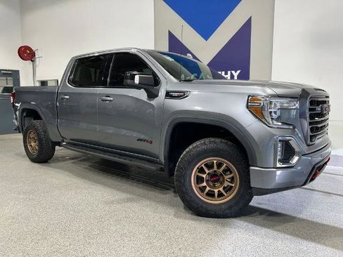 Used 2021 GMC Sierra 1500 AT4 w/ AT4 Premium Package AWD/4WD image 2