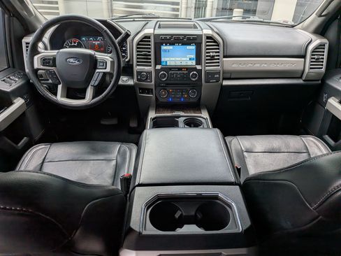 Used 2017 Ford F250 Lariat w/ Lariat Ultimate Package AWD/4WD image 25