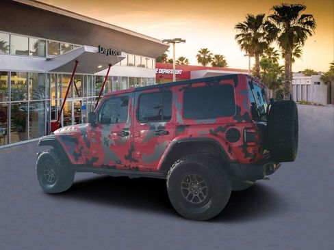 Used 2022 Jeep Wrangler Unlimited Rubicon w/ Xtreme Recon 35" Tire Package image 5