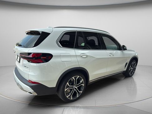 Used 2026 BMW X5 sDrive40i w/ Parking Assistance Package RWD image 11