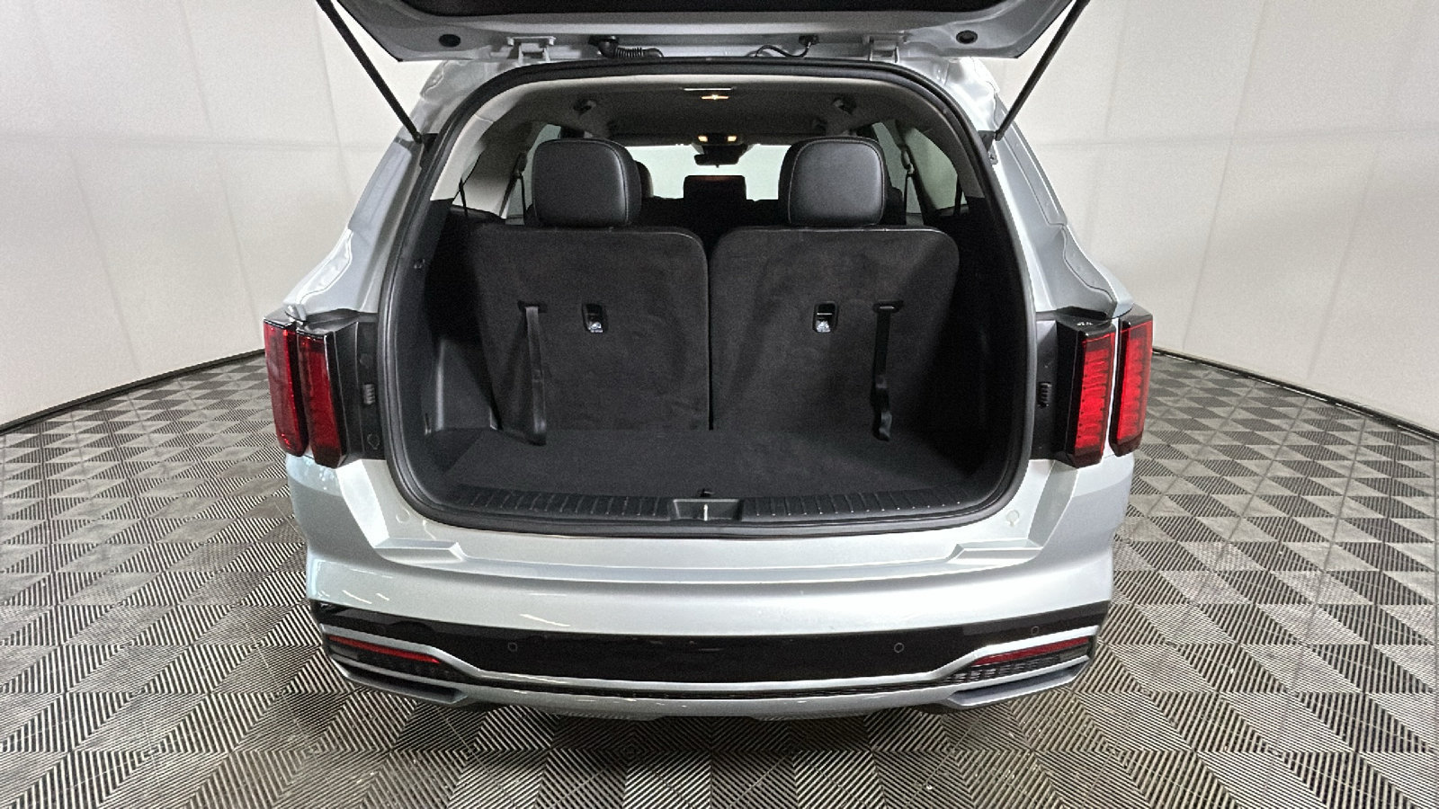 Used 2022 Kia Sorento S FWD image 33