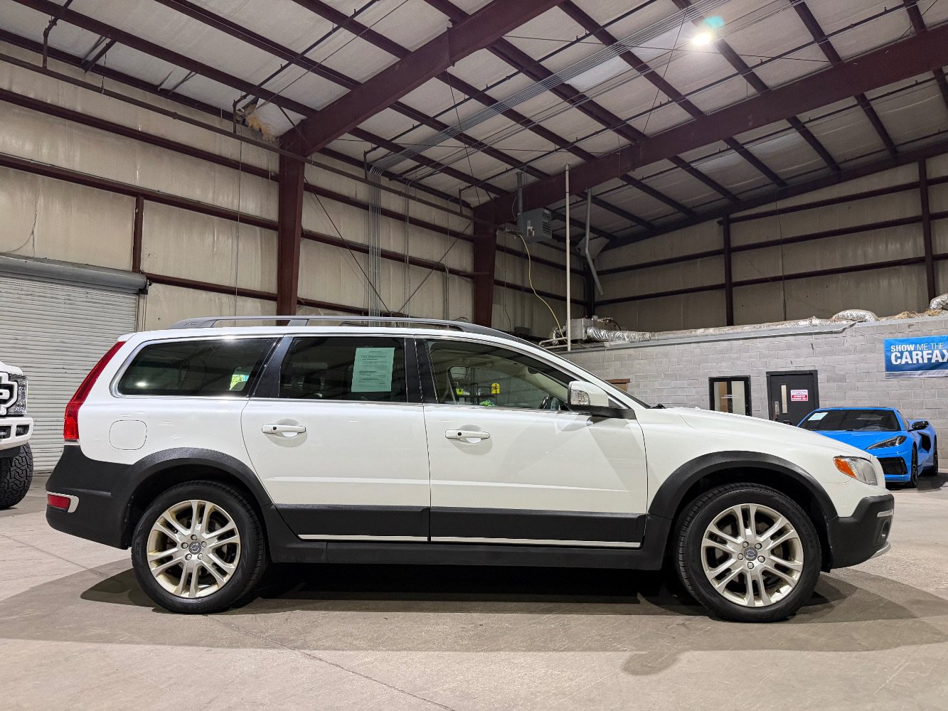 Used 2016 Volvo XC70 T5 Premier w/ Proximity Package AWD/4WD image 4