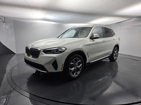 Used 2024 BMW X3 sDrive30i w/ Convenience Package w/ZPA RWD image 8