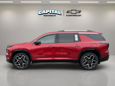 Used 2025 Chevrolet Traverse High Country w/ LPO, Floor Liner Package image 2