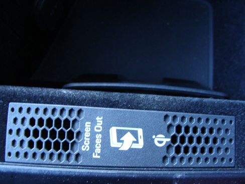 Used 2020 Porsche Taycan 4S image 29