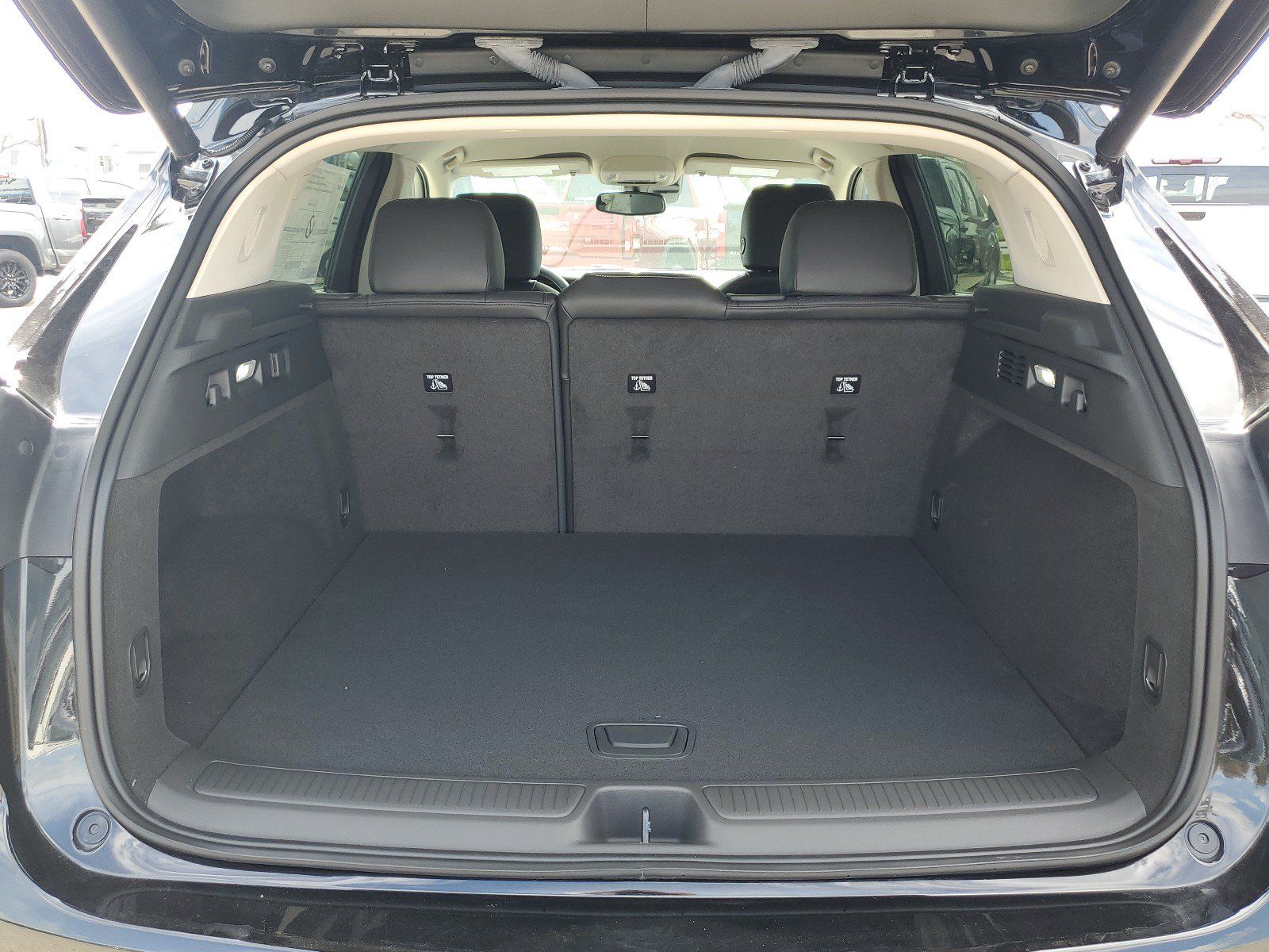 Used 2023 Buick Envision Essence FWD image 12