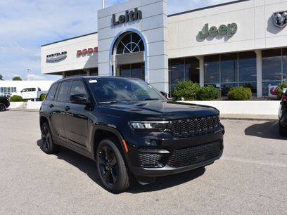 New 2025 Jeep Grand Cherokee Altitude