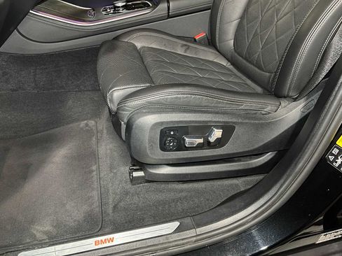 Used 2024 BMW X5 xDrive40i AWD/4WD image 25