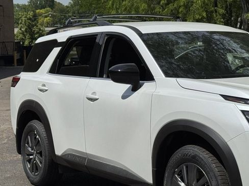 New 2026 Nissan Pathfinder SV AWD/4WD image 4