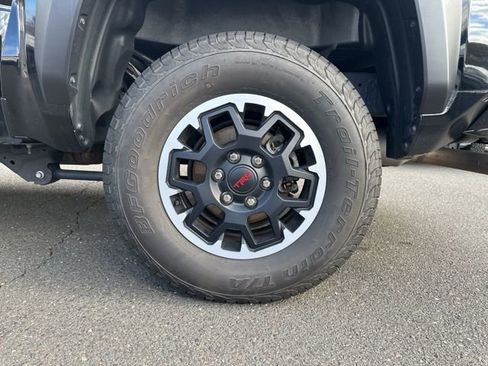 Used 2024 Toyota Tacoma TRD Sport image 33