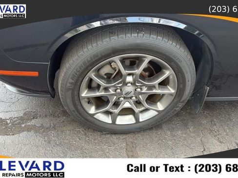 Used 2017 Dodge Challenger GT w/ Technology Group AWD/4WD image 9