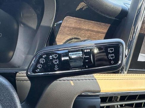 Used 2022 Lincoln Corsair Reserve w/ Elements Package image 32