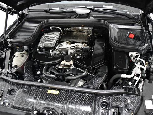 Used 2023 Mercedes-Benz GLS 580 4MATIC image 6