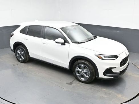 New 2026 Honda HR-V LX image 1