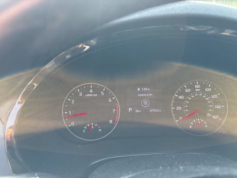 Used 2023 Kia Seltos S w/ Navigation Package AWD/4WD image 12