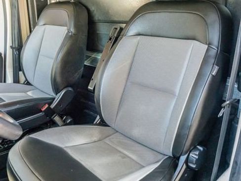 Used 2021 RAM ProMaster 2500 image 19