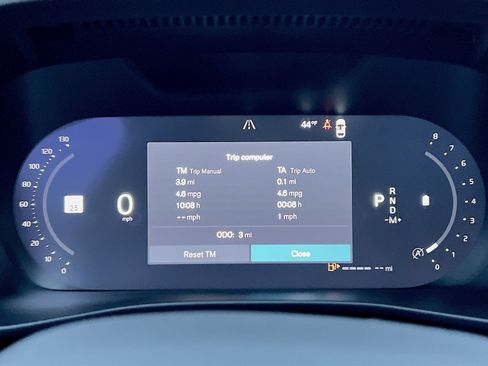 New 2026 Volvo XC40 B5 Plus w/ Protection Package Premier image 17