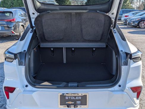 New 2026 Buick Envista Avenir image 9