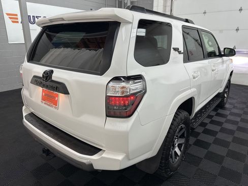 Used 2023 Toyota 4Runner TRD Off-Road image 9